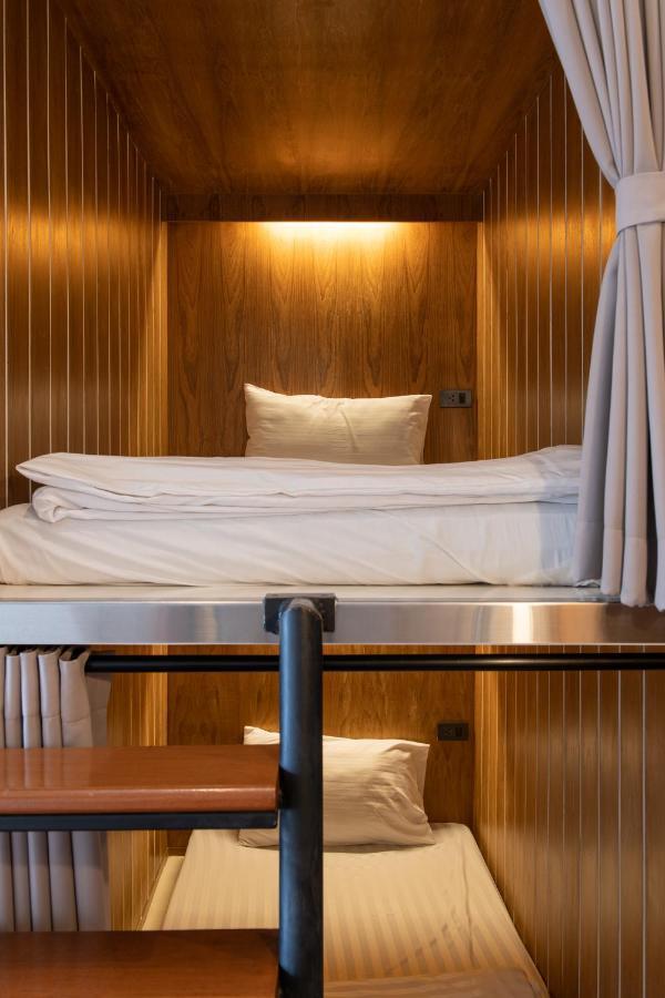 Bed Addict Hostel Чиангмай Экстерьер фото