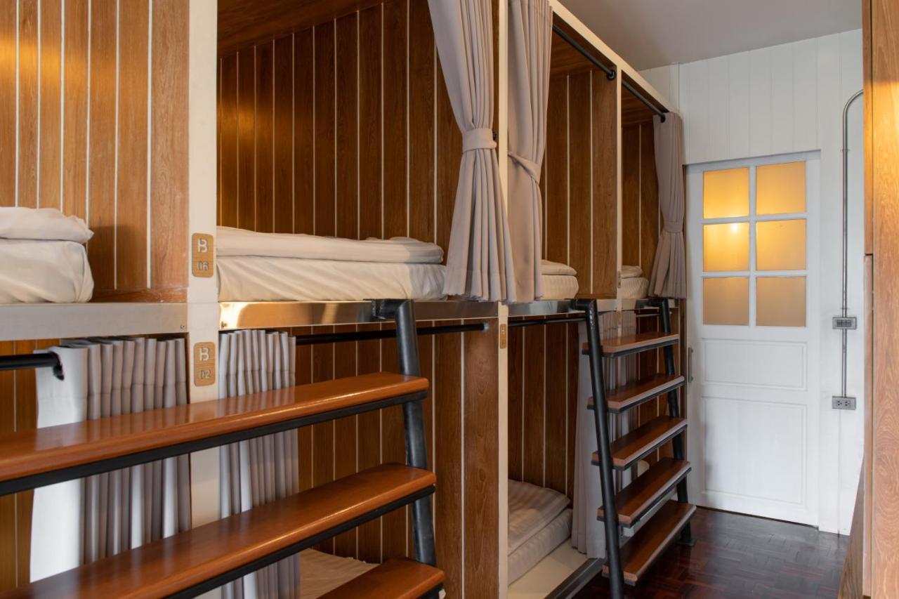 Bed Addict Hostel Чиангмай Экстерьер фото