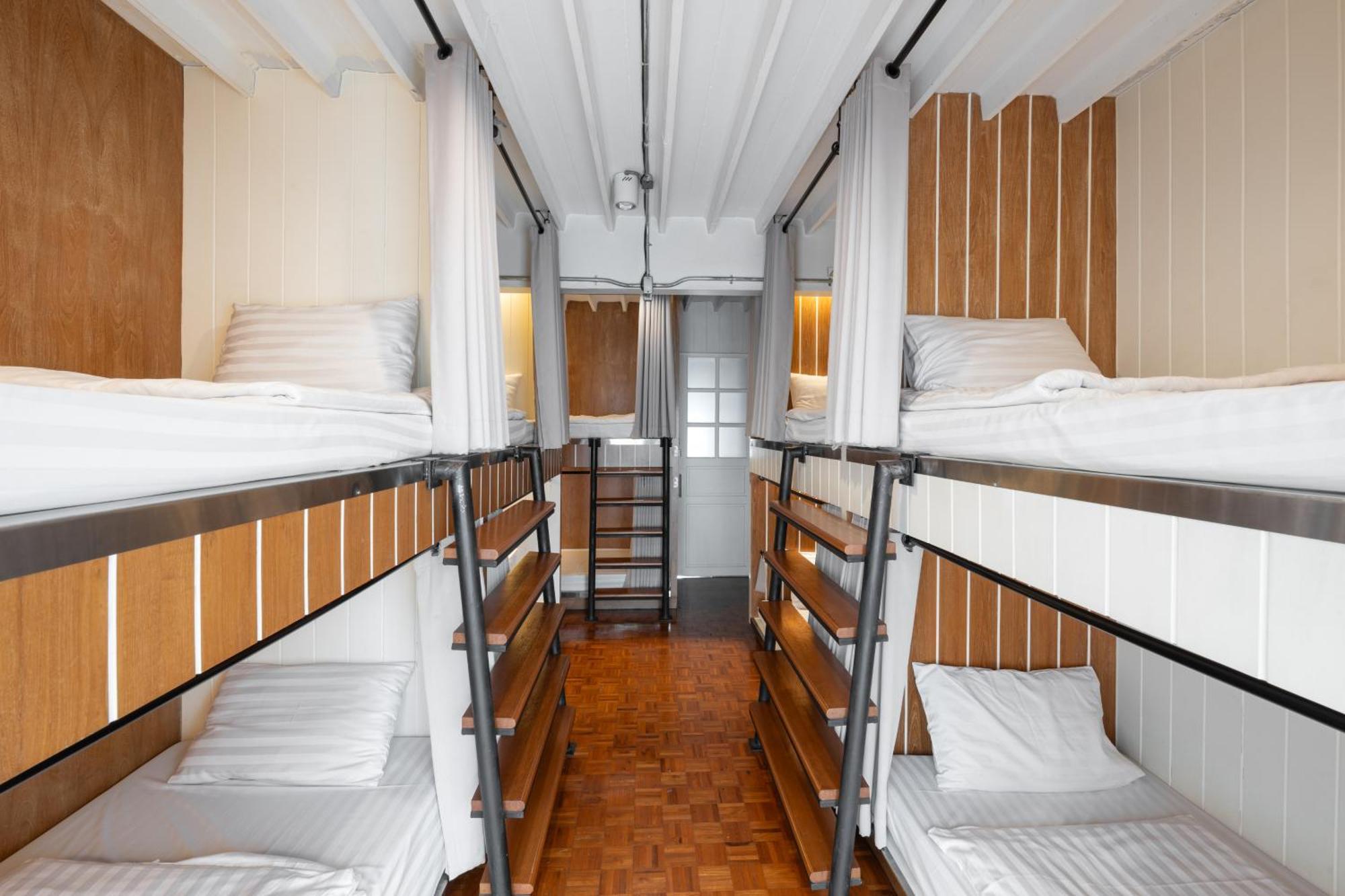 Bed Addict Hostel Чиангмай Экстерьер фото