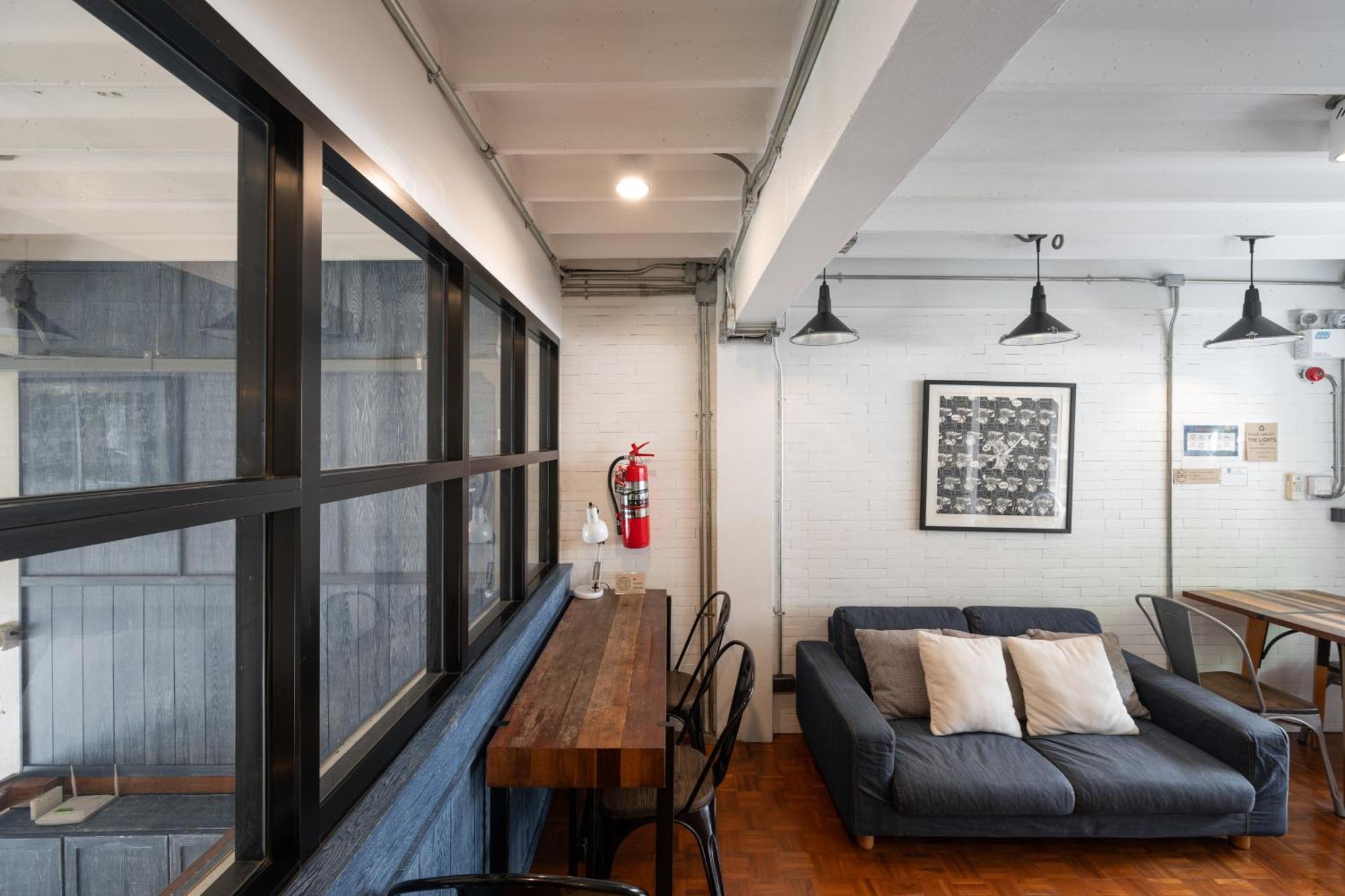 Bed Addict Hostel Чиангмай Экстерьер фото
