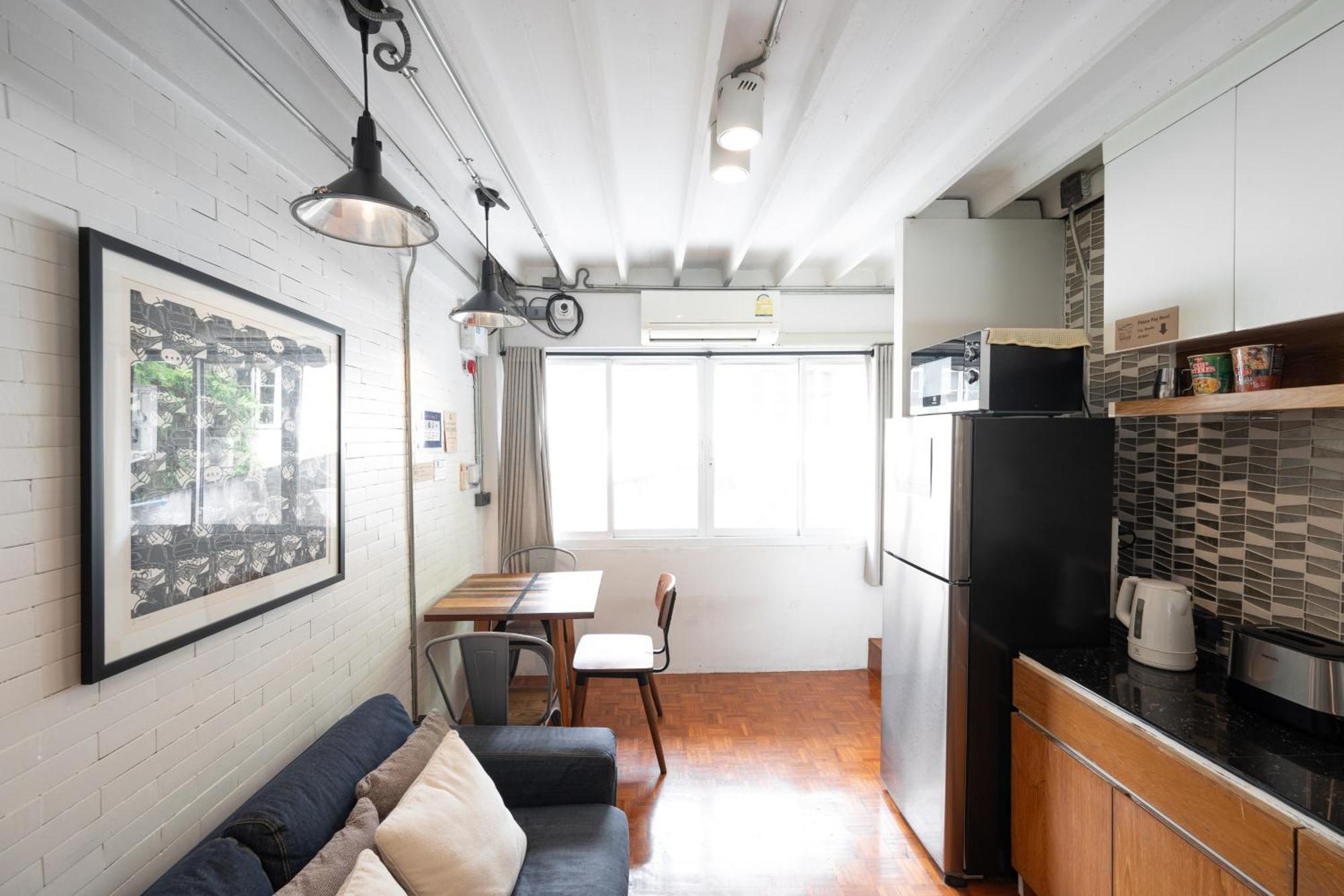 Bed Addict Hostel Чиангмай Экстерьер фото
