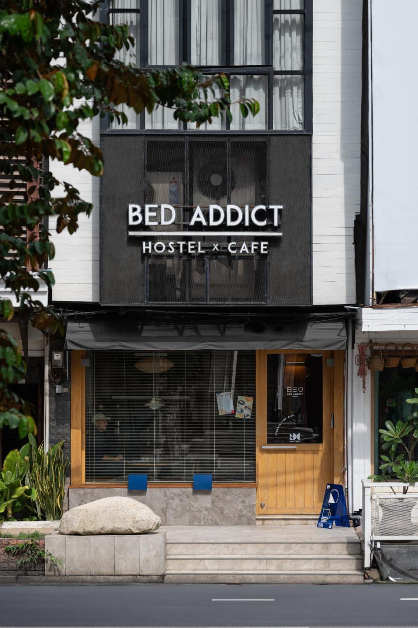 Bed Addict Hostel Чиангмай Экстерьер фото
