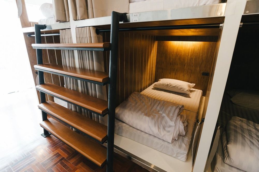 Bed Addict Hostel Чиангмай Экстерьер фото